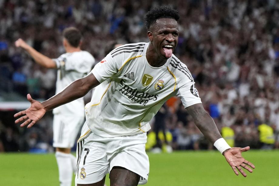 进了全球文 进了全球文