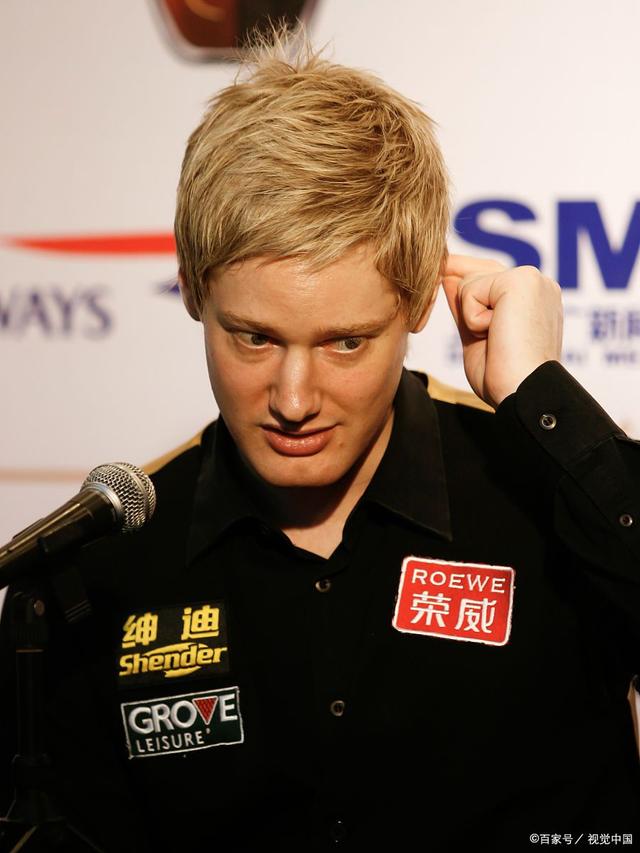 鞋还是佩戴 鞋还是佩戴