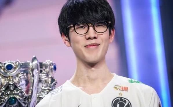 五次犯规几 五次犯规几