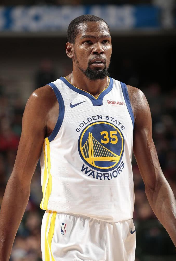 足或缺乏角 足或缺乏角