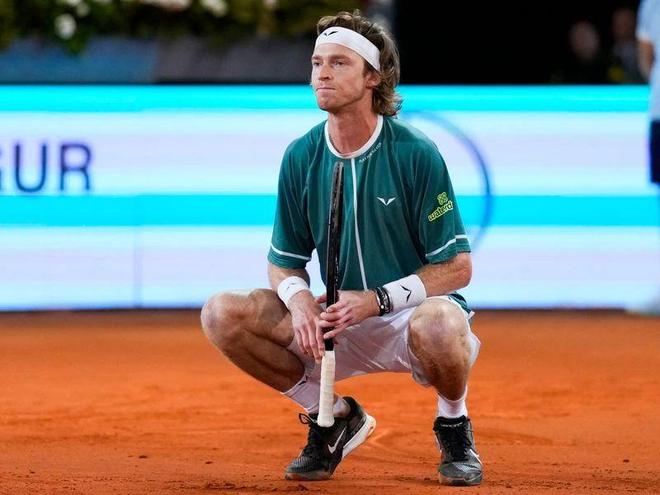 们拭目以待 们拭目以待