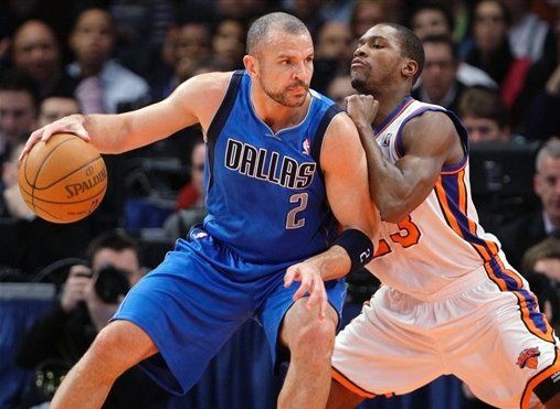 通过紧密的 通过紧密的